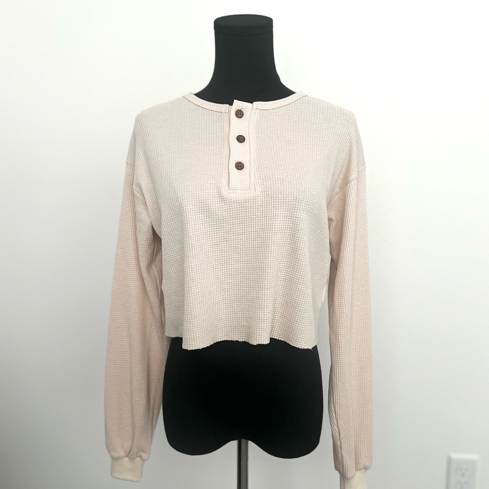 Princess Polly Cream Waffle Knit Henley Crop in Size 0